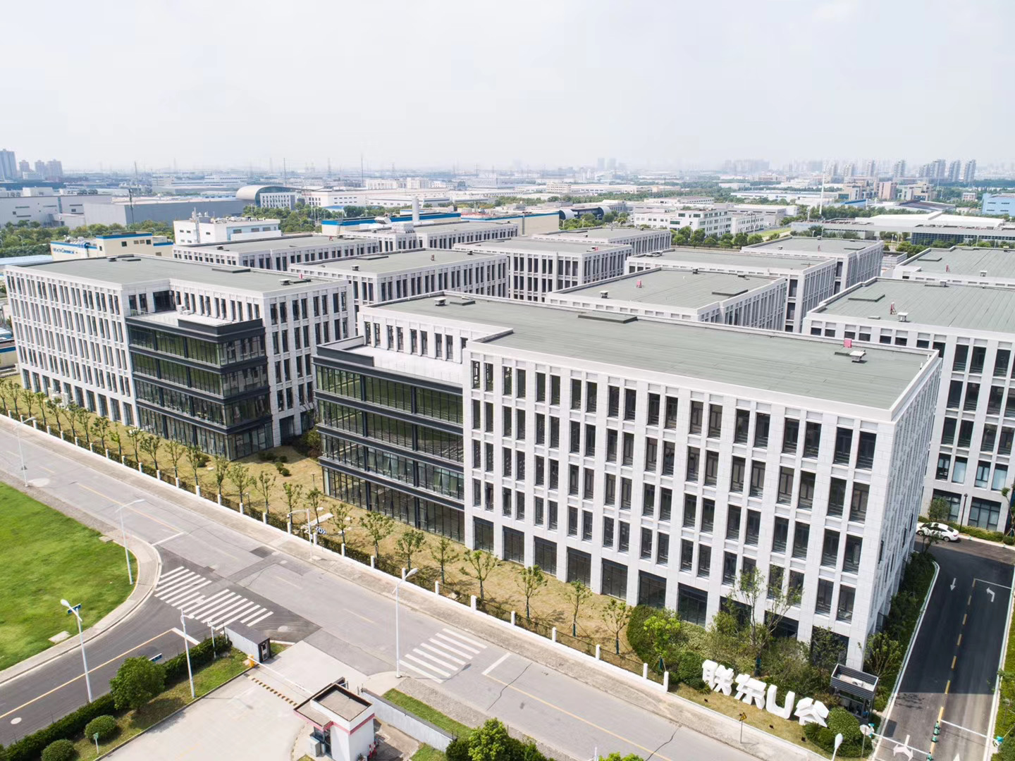 南通开发区国际企业港联东U谷厂房出租出售-图2