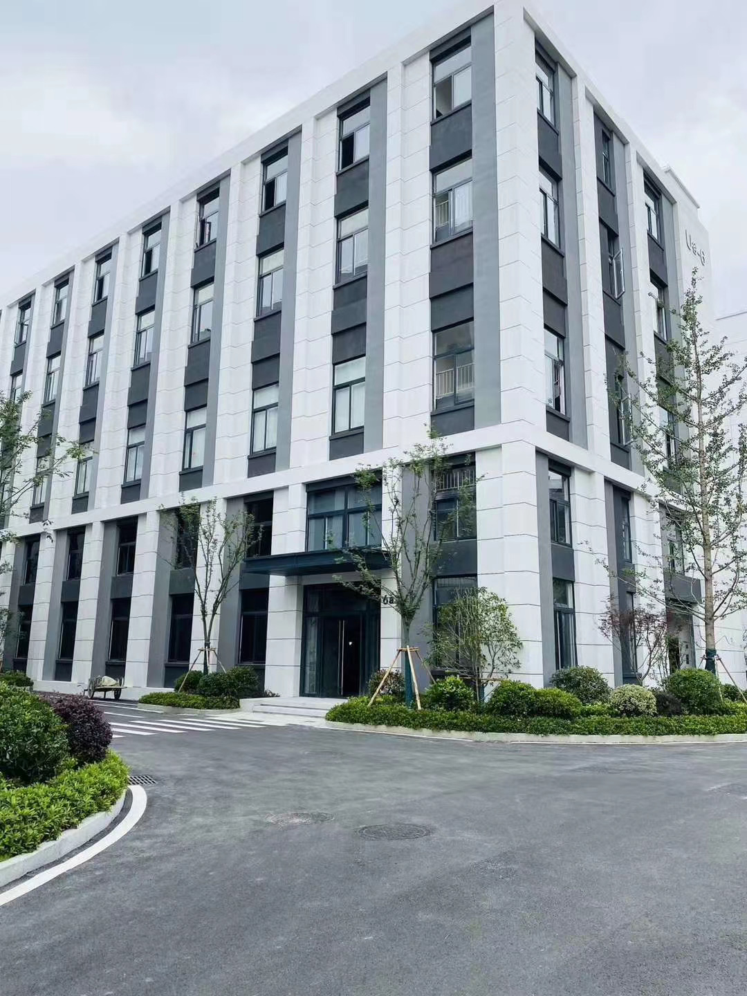 南通港闸区大量工业用地解压厂房出售-图2