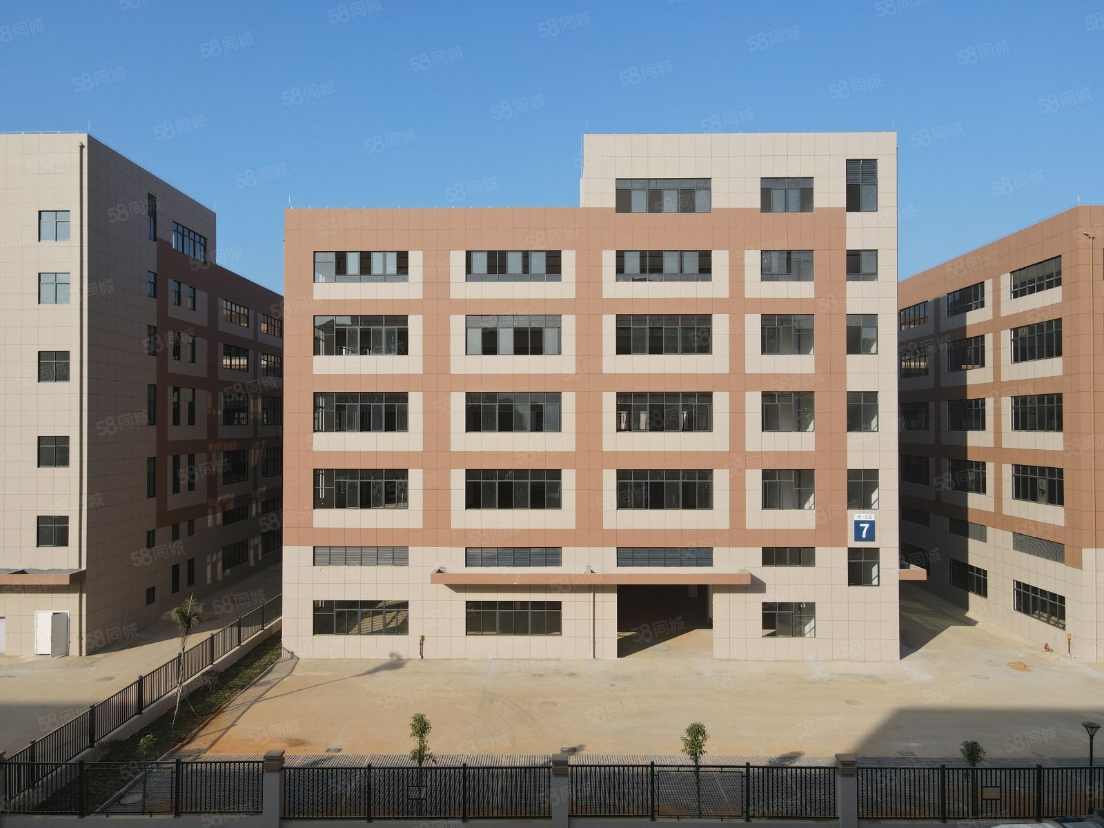 南通独门独院厂房 送院子电梯喷淋 50年产权 低首付低门槛-图2