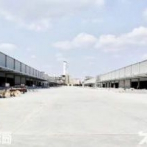 新建独门独院双边卸货平台2万平方高11米