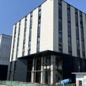 开发商直接销售 50年产权 纯一楼和二层厂房均有