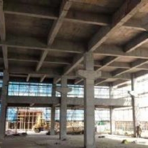 靠近高速路口，绝版单层稀有双层厂房，带牛腿