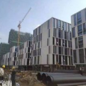 地铁口，高速口 400−6000平标准厂房 独立产权 政府返税