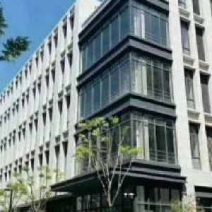 江宁九龙湖地铁站旁2160平独栋厂房 首付二成 7.2米层高