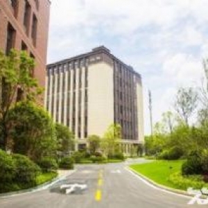 江宁大学城 面积870 分层 单价6200 可办公可生产 靠一号线地铁站