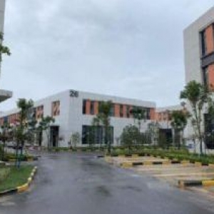 全新厂房低价出售，首付一层，单门独院