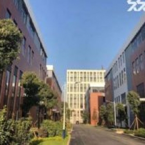 8.1米首层层高独栋厂房  花园式标准化全新出售  30%首付  50年独立产权