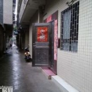 从化区街口环城路从化中学附近一栋五层640平方楼房永久转让