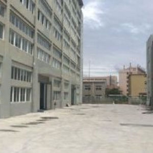 义乌东阳工业区厂房12000平米占地11亩独门独院出售，适合各种行业。