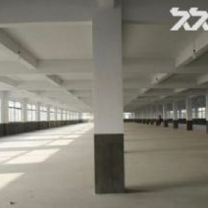 桐乡屠甸工业区高速出口附近5.5土地，厂房5100方，办公宿舍食堂配套齐全