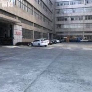 义乌东阳经济开发区厂房12000平米11亩独门独院出售。