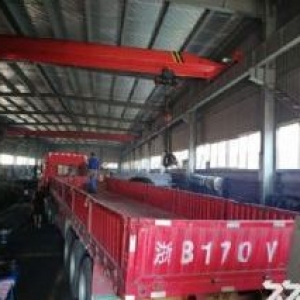 五乡工业区一楼600平米有行车厂房出租