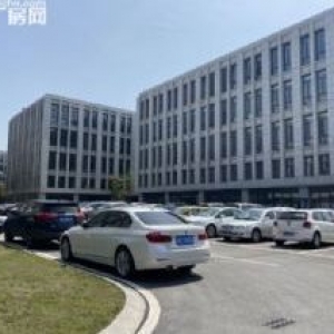 稀缺国土厂房出售，1100平厂房，高新企业优先