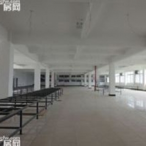高翔工业区厂房分租1000−−2600