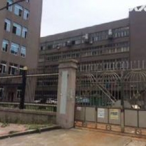 藤桥轻工园区 1楼600平方，2楼1500平方