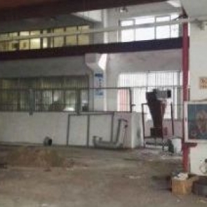 出售盐盘工业区15000平方厂房，占地10亩