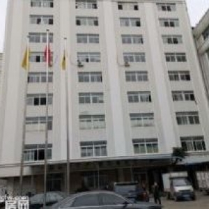 出售滨海占地15亩建筑9945㎡位置好适合电器，电子，五金，洁具等行业