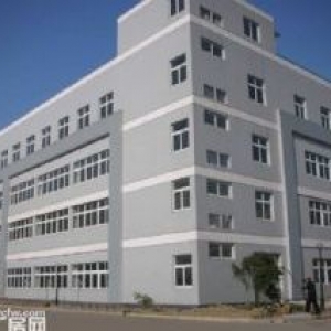 飞云工业区5亩，建8800方，标准厂房新，可腾空