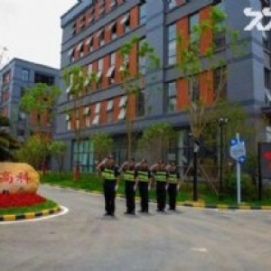 非中介，1000&minus;5000方全新电子机械厂房出售，可按揭8成