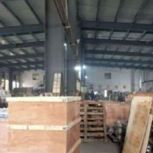 厂房出租龙湾滨海明珠路2楼1600平方高5米，适合五金，机械，模具，阀门等生产行