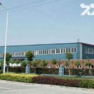 塘下高速口20亩建12000平，彩钢高9米，适物流钢材