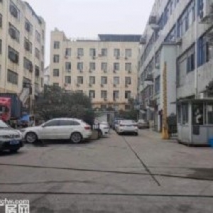 笔都5亩，建9000平全新厂房，独院，宜服装、鞋、眼镜等各行业