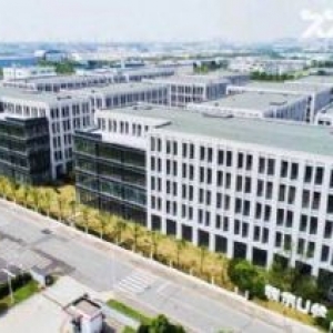 金城高架旁，1100平分层厂房招商，年纳税100万以上可谈