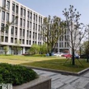 联东U谷江溪科技智造园560平起售，各种面积独立产权，政府推荐园区