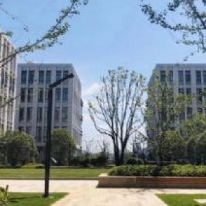 江阴市政府旁，3800平独栋生产厂房，首付3成