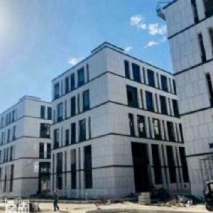2层厂房出售，楼上楼下各900平，国土产权