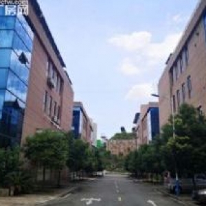 食品工业园，厂房50年产权，污水统一处理
