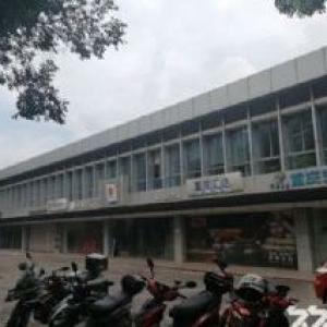 诚意租南岸四公里独栋商业 2700平三层  地段好 整租适合 汽车4s店