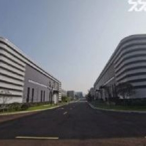 1700平行车厂房出租，适合各种行业！