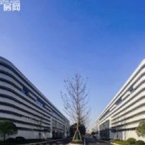 （非中介）空高11米，拖挂车可进，单层钢结构 带办公司