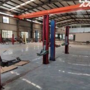 出租丁桥标准厂房。4S店寻找汽修合作伙伴，可租可合作