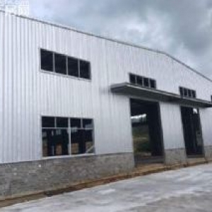 出租进化6000平方单层带行车，层高12米，