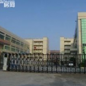 出租临平大道附近5000方单层厂房带月台，证件齐全