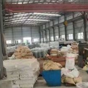 出租新安4500方厂房，单层1500方，1−3层3000方，独门独院，报价14可