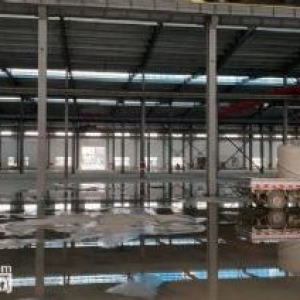 出租径山独门独院3300方单层高度10米带行车厂房，混凝土结构，环境优美，交通便