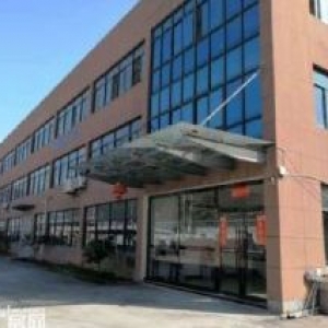 出售萧山坎山机场附近5亩土地，标准厂房6000方，1−4层