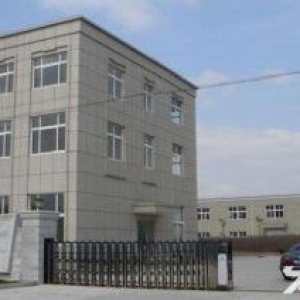 瓶窑工业区里面10亩土地，4000方厂房出售，证件齐全，2700万后期可以重建