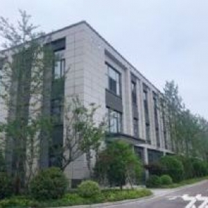 标准化厂房，两成首付，有产权，能贷款，配套齐全