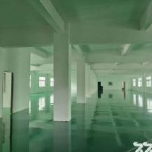 好招工，凤岗五联楼上全新翻新装修地坪漆厂房出租1500平
