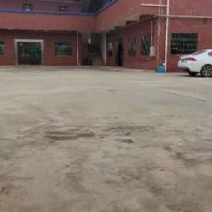 独门独院钢构厂房 配套宿舍饭堂 水电齐全 可办环 评