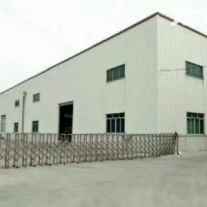 独院厂房滴水8米高钢构2300平出租 主干道边，工业用地