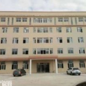 台山工新城园区办公楼一楼500平方，适合做贸易办，电商，仓库