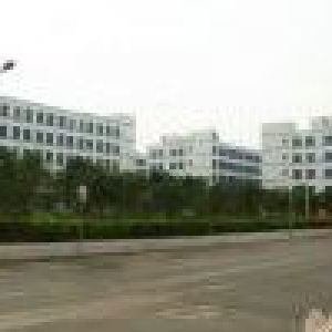 清远广清高速出口2500方一楼标准框架厂房出租