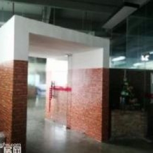 公明楼上新出1150平方带装修厂房 ，出租