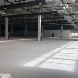 丙2类厂库房可分割出租 房况很好 正规园区内 可办理各种手续证照