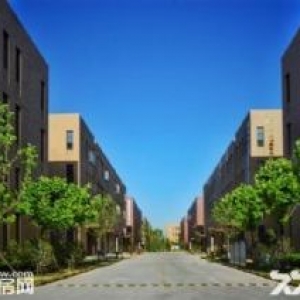 出售北湖北路8米层高标准厂房！花园式厂房！50年产权！